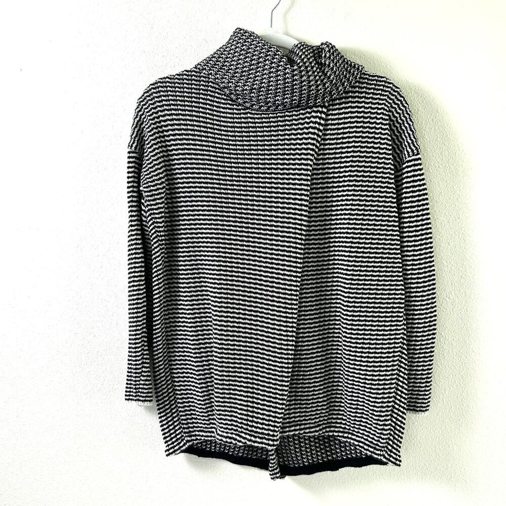 Cabi Fergie Split Turtleneck Sweater 3167 Size S Black White Striped Long Sleeve